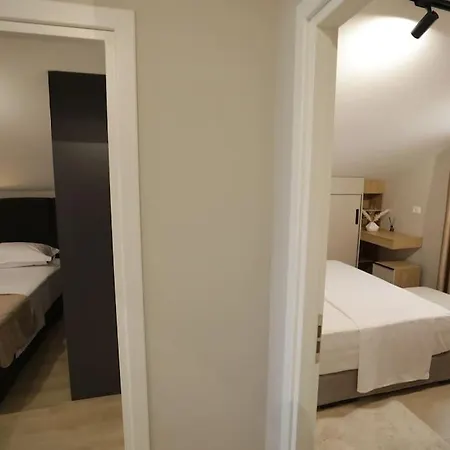 Apartment At Vila Lila Tirana Exterior foto